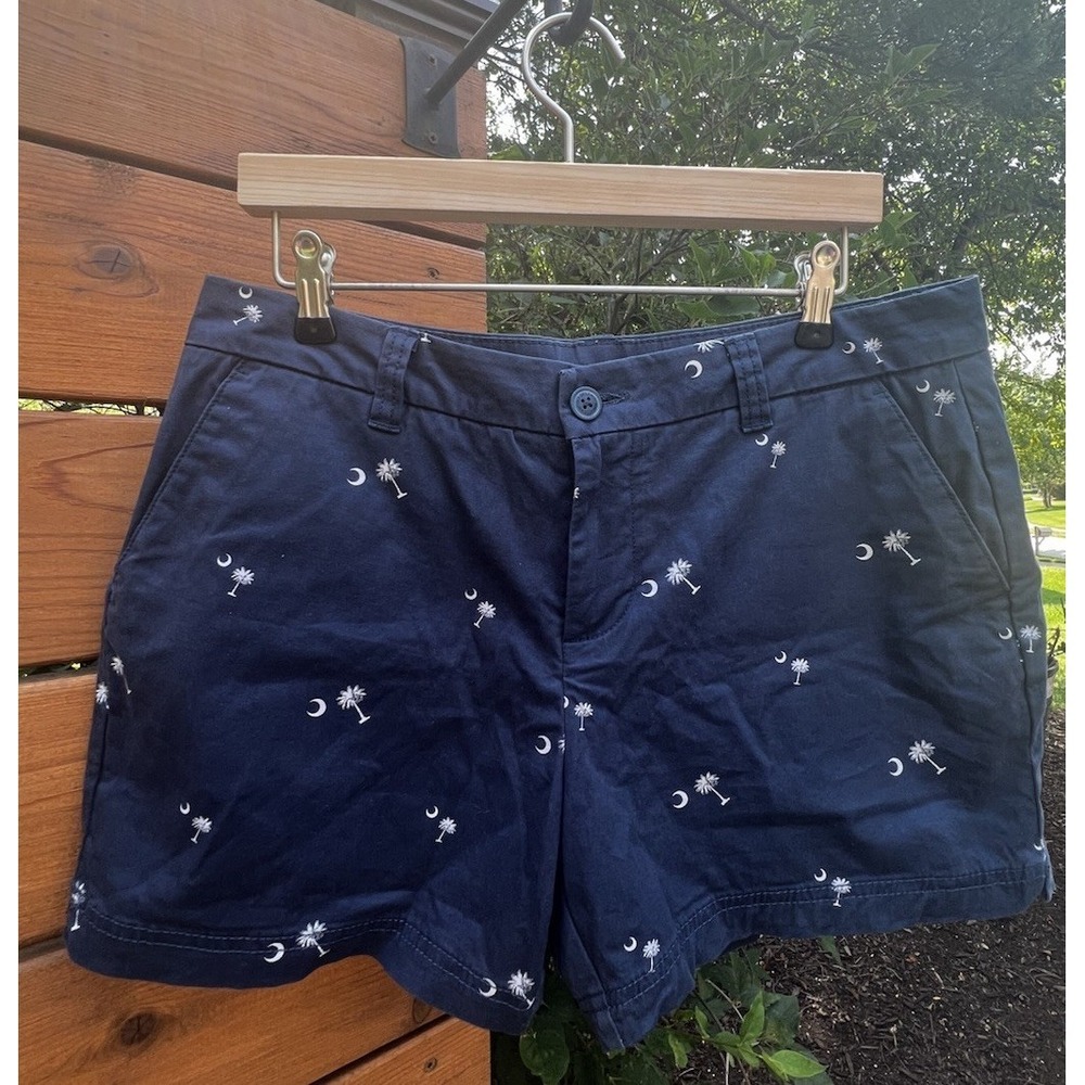 Magellan Outdoors Womens Shorts Size 8 Navy South Carolina Palmetto Moon Preppy